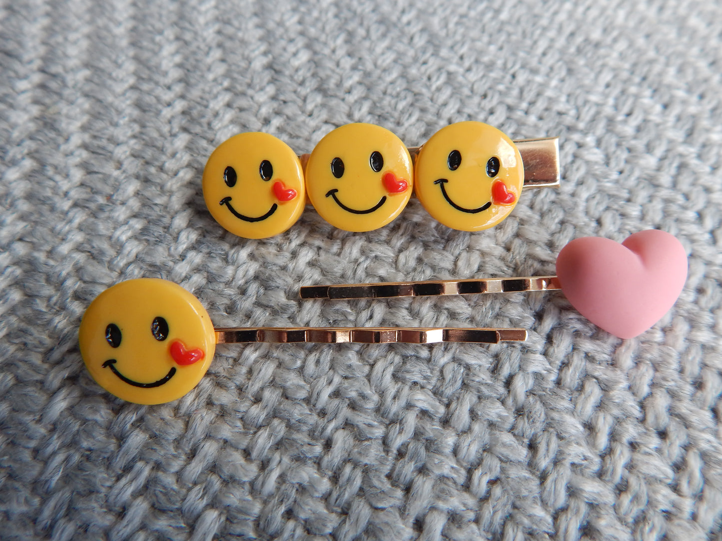 Smile Face Clips